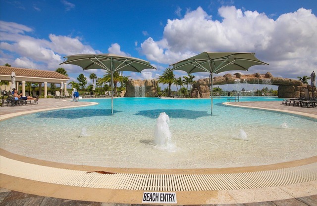 Welcome to The Coastal Cabana at Lakewood National Golf & Country Club!