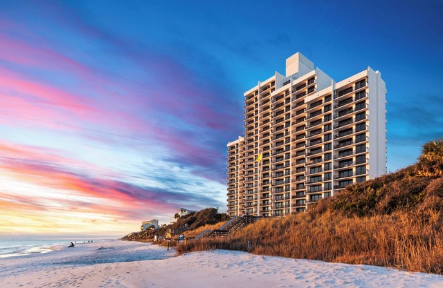 Welcome to Unit 0807 at One Seagrove Place!