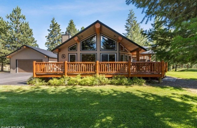 Welcome to Whiskey Weekend Haus