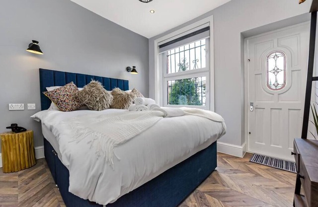 Welcoming and Radiant - Lovely and Family Friendly!