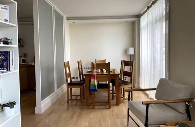 Welcoming getaway New Flat, Holloway Road