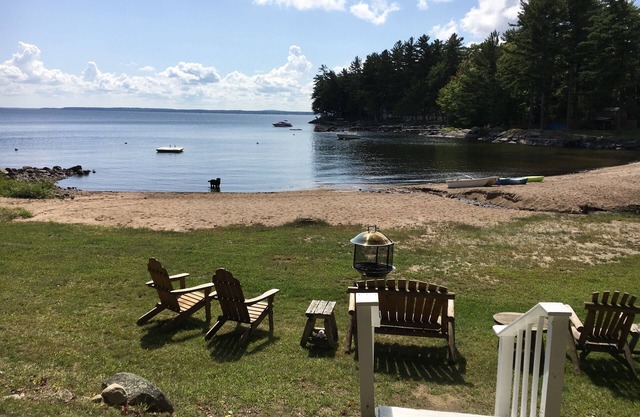 Well Appointed House on a Secluded Sandy Beach Cove - West Shore - Sebago Lake