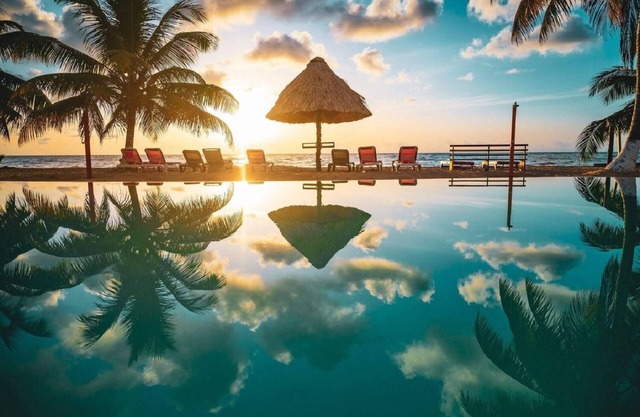 Hopkins Bay Resort Beachview 