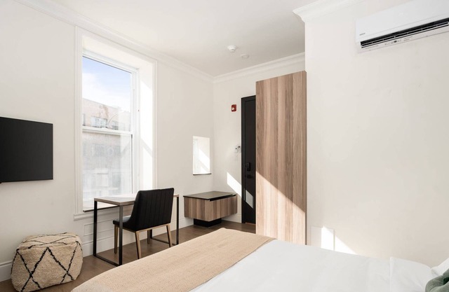Well-equipped bedroom in downtown