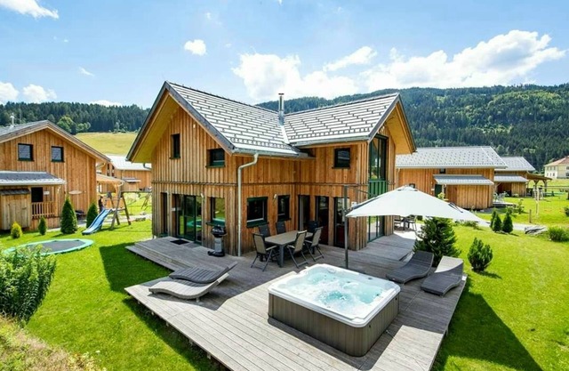 Wellness chalet Bell a Mur with outdoor sauna & view of the Kreischberg ski area