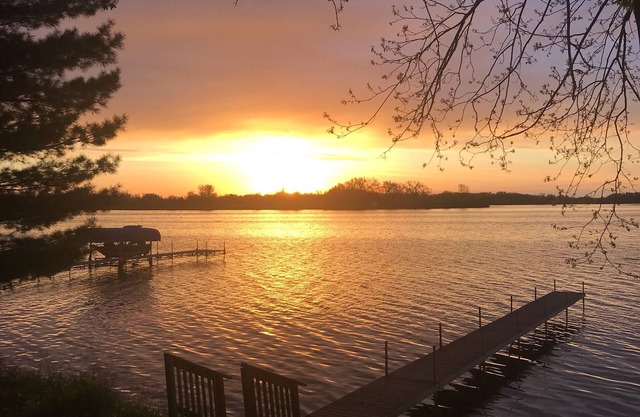 West Rush Lake -Near Public Boat Launch- Dock, Fire Pit and Deck to relax on