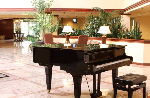 Westford Regency Inn & Conference Center