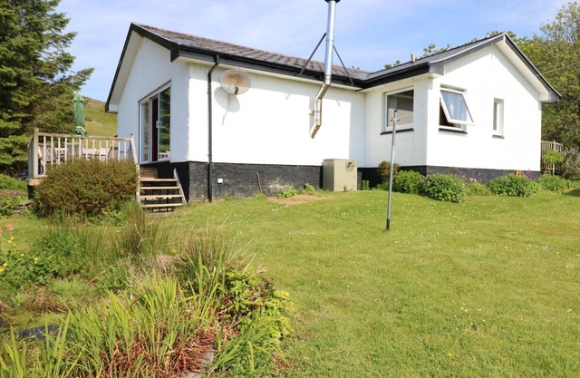 WESTHAVEN, family friendly, with open fire in Mallaig