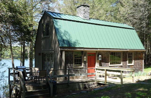 Westport Island Cabin on the river with private dock. Drive, boat or fly in.