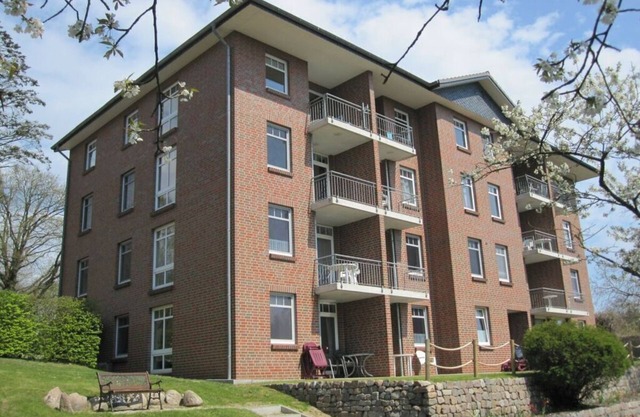 WG 32 - House Roland