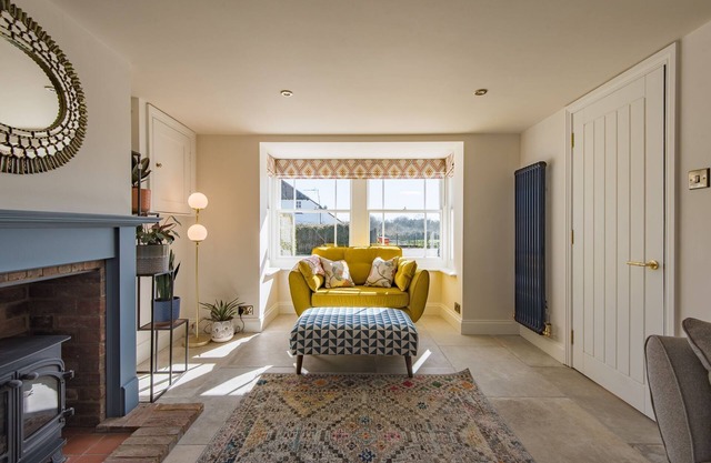 Wheelwrights Cottage - beautiful cottage by Bloom Stays, sleeping 5 guests in 3 bedrooms