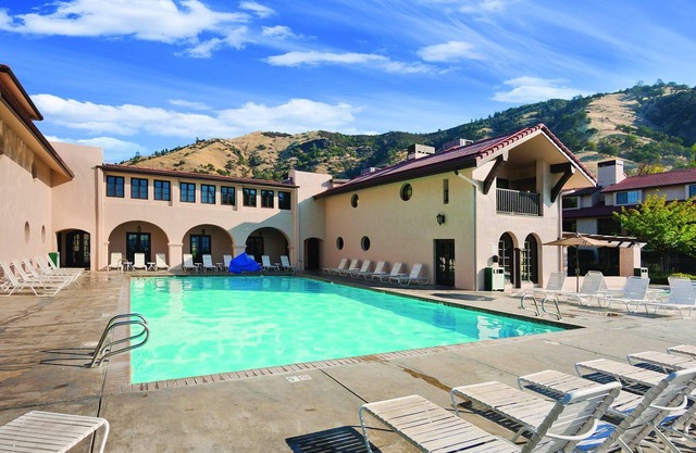Where beauty and fun collide !
