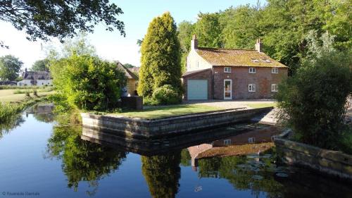 Wherry Cottage in Irstead on the Norfolk Broads