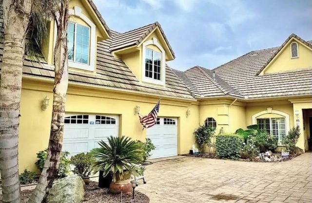 Whispering Creek Estate - ENDLESS POOL - HOT TUB - GAME ROOM