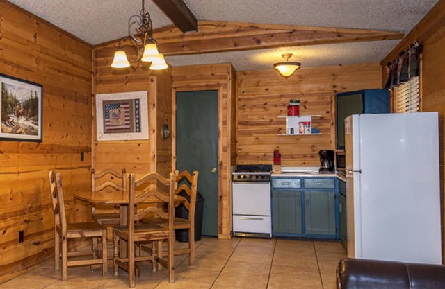 Whispering Pine Cabins