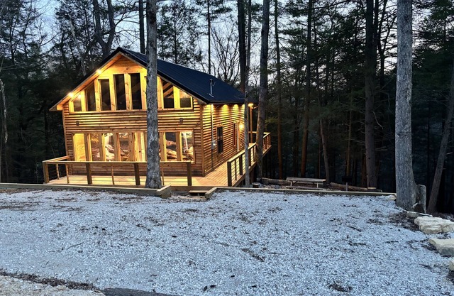 Whispering Woods Hot Tub Waterfall Arcade 3 story Cabin