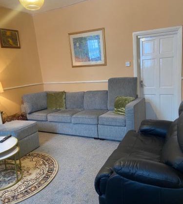 White and Sandstone Astley Bridg