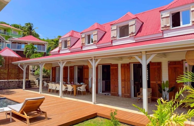 White house, 3 bedrooms