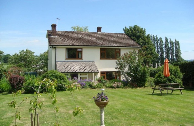 White House Cottage