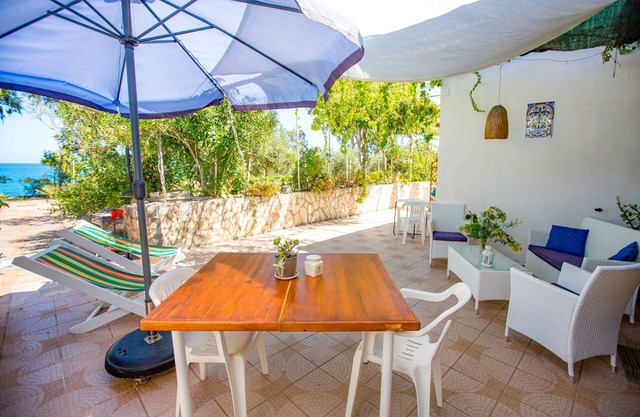 White House "Rais Gerbi" apartment "Gerbi" in sea villa near Cefalù
