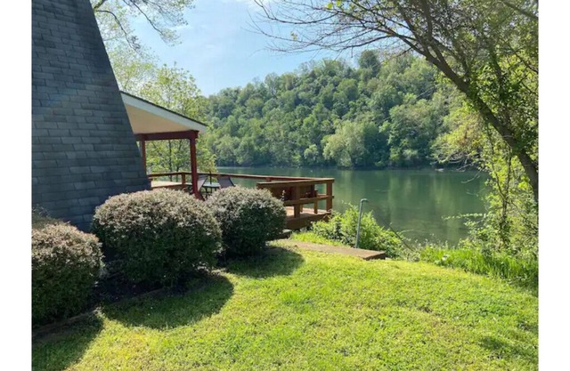 White River Retreat at Redbud