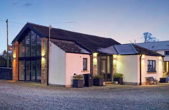 Whitehill Barn - UK47195