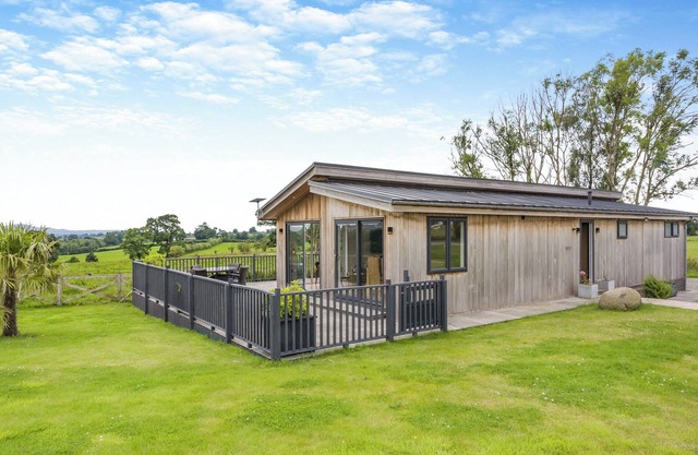 Whitehill Lodge - UK47194