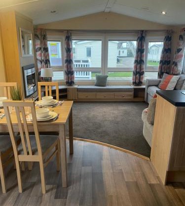 Whitehouse Leisure Park N&V Caravan Hire
