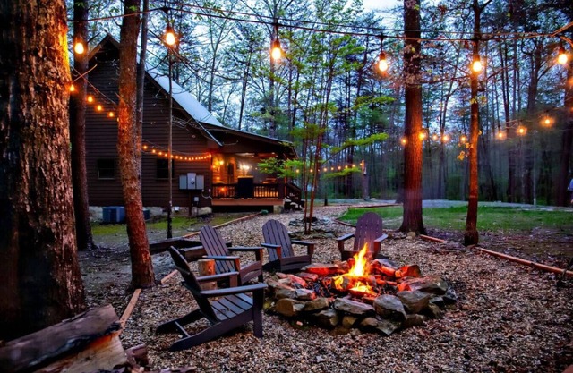 Whitetail Ridge!Hot Tub l Pool Table l Ping Pong