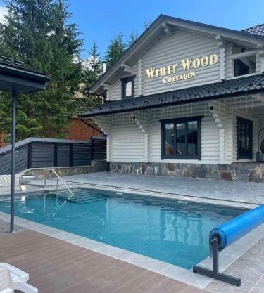 WhiteWood Cottages