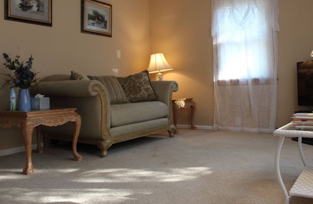 Whole house, 3 Beds, 1 Bath, Walk to Redline Rockville Metro Station