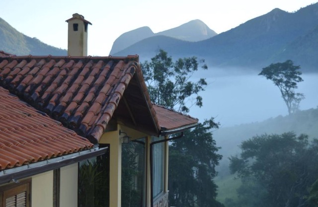 WHOLE HOUSE AND PEACE IN THE PETROPOLIS MOUNTAIN