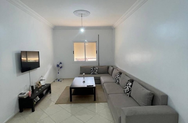 Wi-Fi + Free Parking + Amazon Prime & Netflix + Full Kitchen + Washing Machine