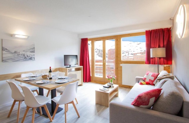Wifi, 50m from resort center, fitness, tv, ski locker, 80-92m², La Plagne