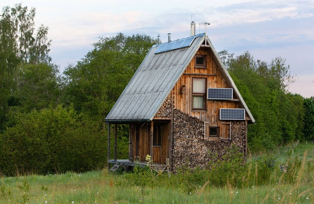 Wild Solar Riverside Cabin + Sauna Near Pāvilosta