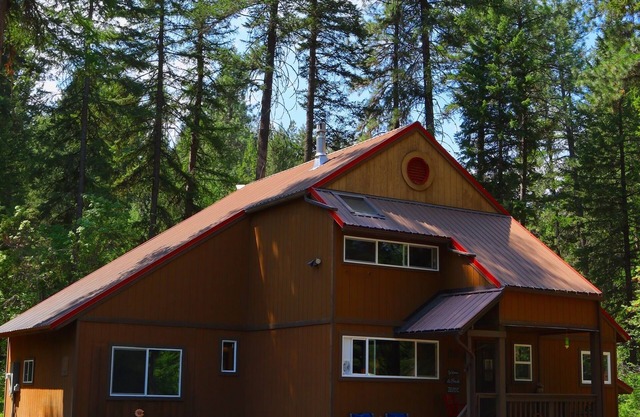 Wilderness Setting with lodge/cabin Feel. n