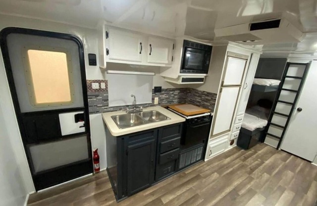 Wildwood Camper De Sleeps 5