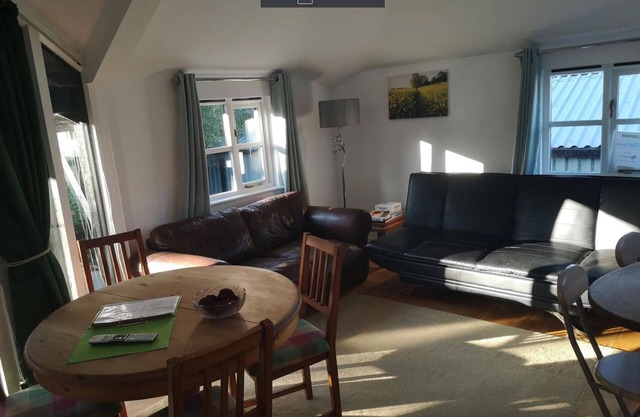Willow Suite - Spacious 2 bedroom apartment