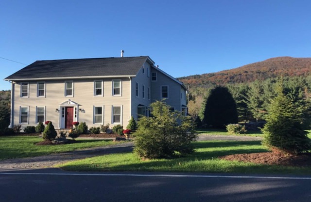 Windham/Hunter All-season French Country Farmhouse-Ultimate in Relaxed Elegance!