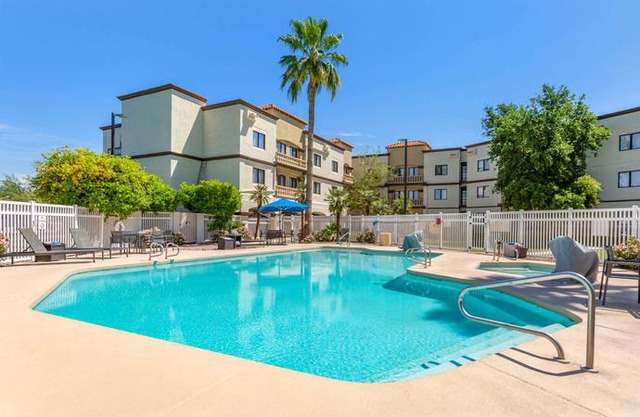 Windmill Suites Surprise Ascend Hotel Collection