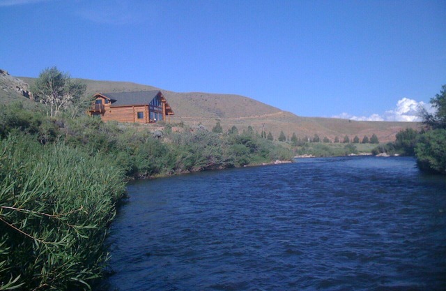 WindRiver/Yellowstone Cabin
