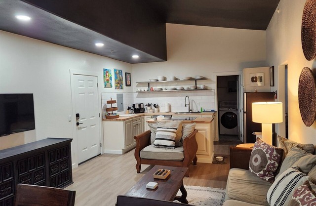Windsong # 2 ~ 2 Bedroom Pet Friendly Ocean front Condo