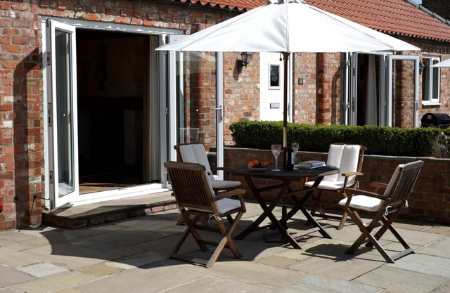 Winsall Court I.Barn Conversions On The Edge Of The Yorkshire Wolds.