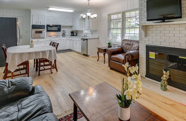 Winston-Salem Home Near Wake Forest University!