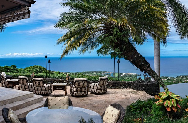WINTER DEALS ON NOW Absolute Hawaiian Luxury Kona Stunning 270 Degree Ocean View