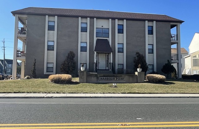 Winter rental. Across the street from the beach