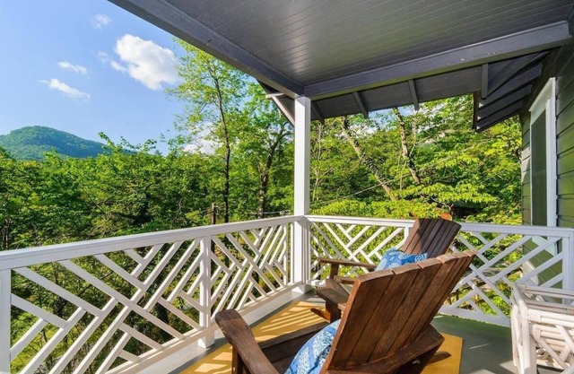 Wish Upon the Mtn: Lake Lure + Hot Tub + Views!