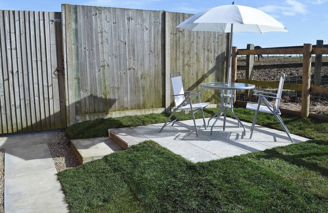 Within easy reach of Canterbury and the coast, this comfortable annexe is perfect for couples.