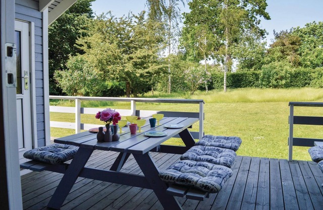 Within walking distance of the fjord is this large, spacious vacation home with plenty of room for t