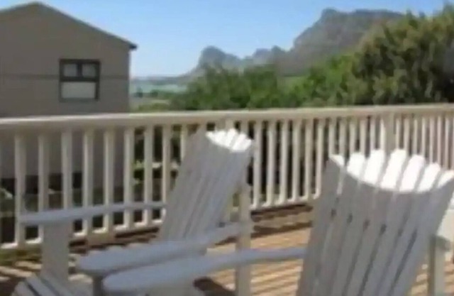 Wittehuis at Pringle Beach